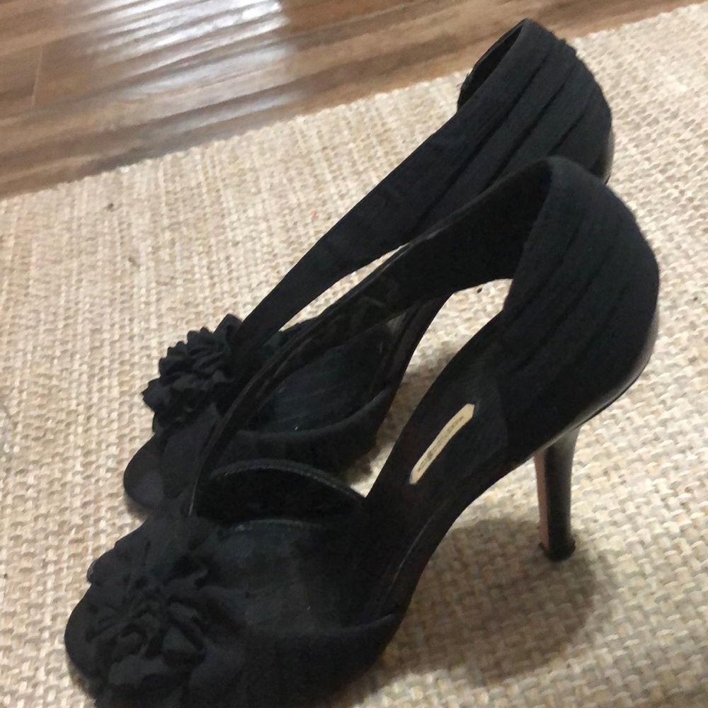 Women’s size 8 formal shoes - Picture 2 of 3